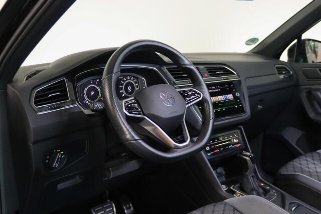 Volkswagen TIGUAN 1.4 TSI eHybrid 2X R-Line Panoramadak, Trekhaak, IQ light, Apple CarPlay/Android Auto