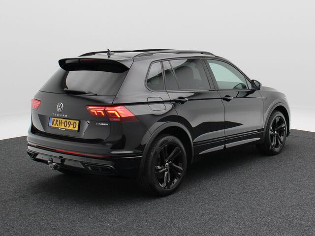 Volkswagen TIGUAN 1.4 TSi eHybrid 245 Pk Automaat R-Line Business+ | Black Style | Trekhaak | Panoramadak | 360 Camera | Head UP | Leer | Adaptive Cruise | 19 Inch | 79.126 Km !!