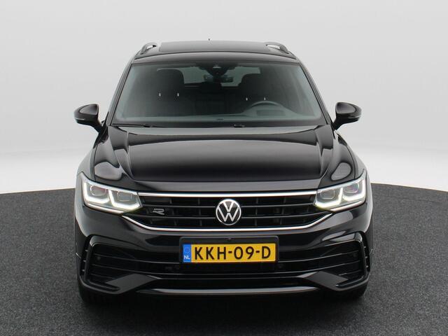 Volkswagen TIGUAN 1.4 TSi eHybrid 245 Pk Automaat R-Line Business+ | Black Style | Trekhaak | Panoramadak | 360 Camera | Head UP | Leer | Adaptive Cruise | 19 Inch | 79.126 Km !!