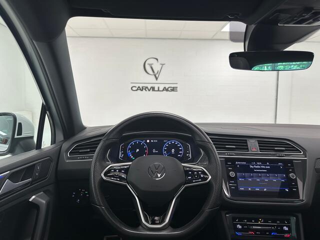 Volkswagen TIGUAN 1.5 TSI R-Line Business+ | Panoramadak | Trekhaak | ACC |