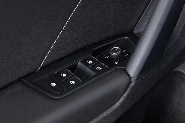 Volkswagen TIGUAN 1.4 TSI eHybrid R-Line Business+ | PANORADAK | Ful LED .