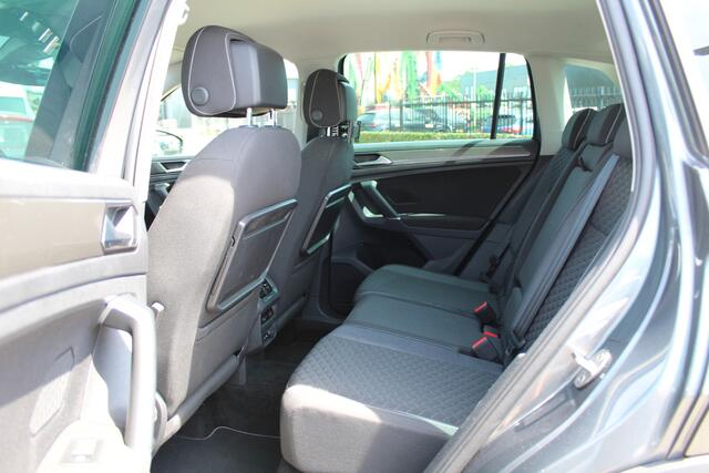 Volkswagen TIGUAN 1.4 TSI 150Pk ACT DSG-Automaat Highline Business R | Trekhaak | Digital cockpit