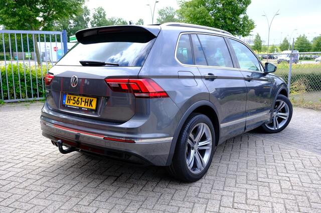Volkswagen TIGUAN 1.4 TSI eHybrid R-Line Business+ Niet de goedkoopste, maar wel bomvol met opties.