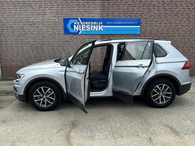 Volkswagen TIGUAN 1.5 TSI Comfortline Camera/Trekhaak/Carplay/PDC