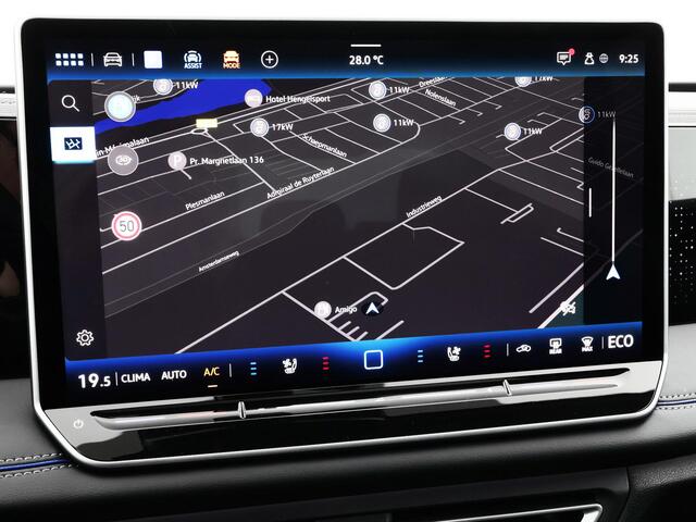 Volkswagen TIGUAN 1.5 eHybrid 272pk DSG R-Line Edition · Panoramadak · Inklap. Trekhaak · 360 Camera · Leder Varenna · Matrix LED · Head-Up Display · Harman Kardon Sound · Garantie t/m 16-09-2030 of 100.000km