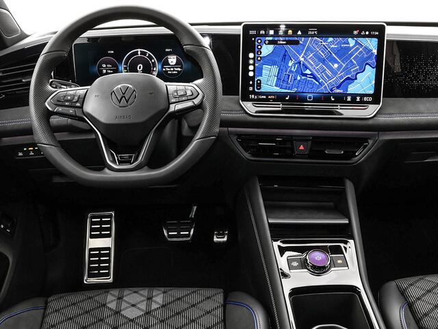 Volkswagen TIGUAN R-Line 1.5 eHybrid 204 PK 6 versn. DSG · Voorstoelen verwarmbaar · Sfeerverlichting · Trekhaak inklapbaar, met elektrische ontgrendeling, incl. aanhangermanoeuvreerhulp Trailer Assist · Prijs is inclusief inruilpremie ·