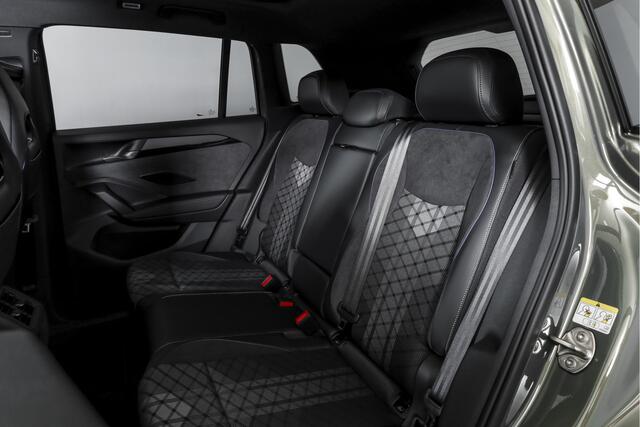 Volkswagen TIGUAN 1.5 eHybrid 272 PK R-Line | Black Style | S/K-panodak | Adapt. Cruise | Stoel-+stuurverw. | App. Connect | Camera | LM 19" | 3707