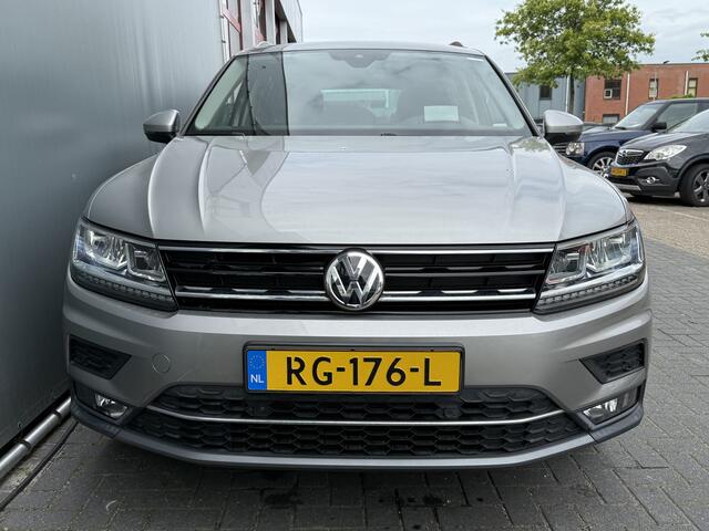 Volkswagen TIGUAN BWJ 2017 1.4 TSI 150 PK ACT Highline AUTOMAAT | FULL LED | ADAPTIVE CRUISE | HEAD-UP DISPLAY | CAMERA | ADAPTIVE CRUISE | CARPLAY VOORBEREID | DAB+ | NAVI | CLIMA | CRUISE | LMV | PDC