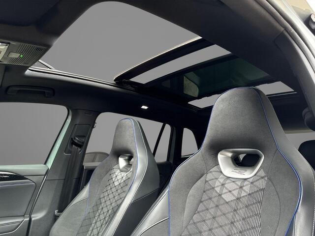 Volkswagen TIGUAN 1.5 eHybrid 272pk DSG R-Line Edition · Panoramadak · Inklap. Trekhaak · 360 Camera · Matrix LED · Massagefunctie · Dodehoeksensor · Garantie t/m 27-10-2029 of 100.000km