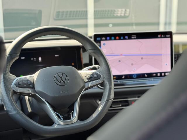 Volkswagen TIGUAN 1.5 TSI eHybrid 204pk R-Line Black Style | 360 Camera | Head-Up