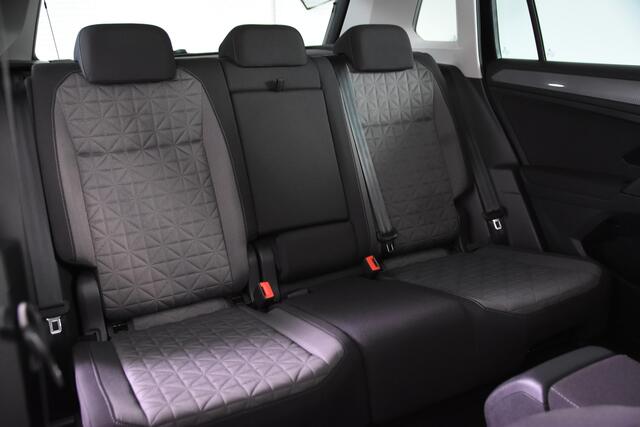 Volkswagen TIGUAN 1.5 TSI ACT *1ste Eigenaar*Navigatie*Camera*