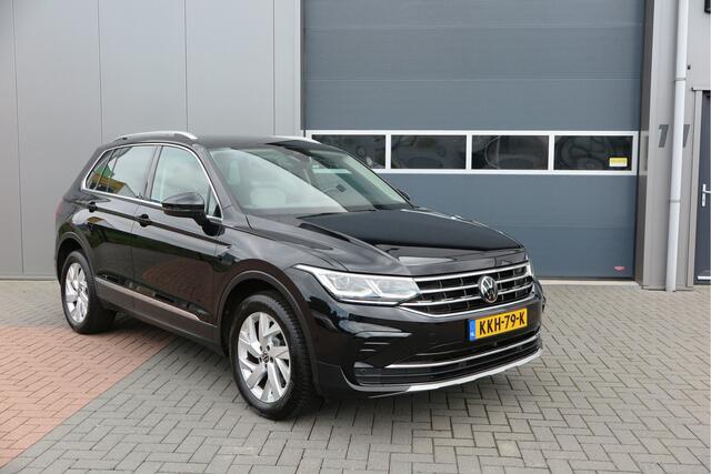 Volkswagen TIGUAN 1.4 TSI eHybrid Elegance 245pk DSG ,Led matrix,Virtual cockpit,Trekhaak,Stoelverwarming, Led, DAB+ , PDC, LMV Stuurwiel verwarmd, Carplay etc .