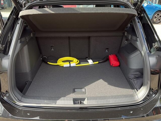Volkswagen TIGUAN 1.5 TSI e-HYBRID R-LINE 272PK LEDER/PANOP-DAK/TREKHAAK/HenK/360CAMERA