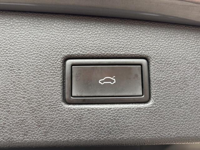 Volkswagen TIGUAN 1.4 TSI eHYBRID R-LINE TREKHAAK/CAMERA/ELEK-KLEP/ACC/IQ/STOEL+STUURVERW