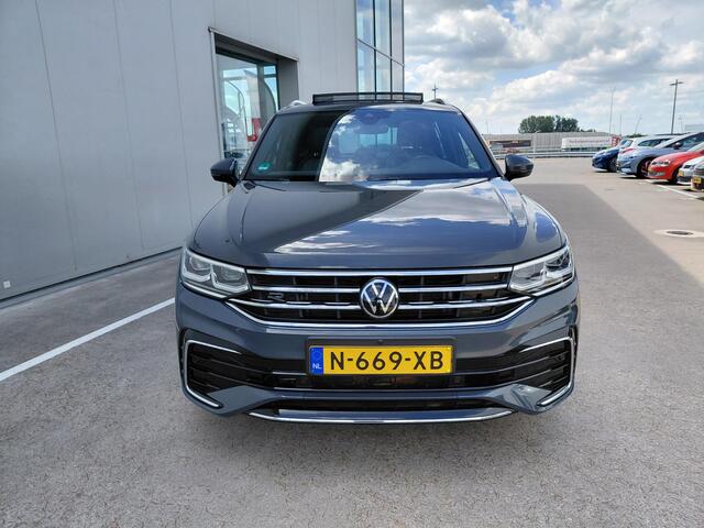 Volkswagen TIGUAN 1.5 TSI R-Line Business+ | Trekhaak | Panoramadak | 360 camera |