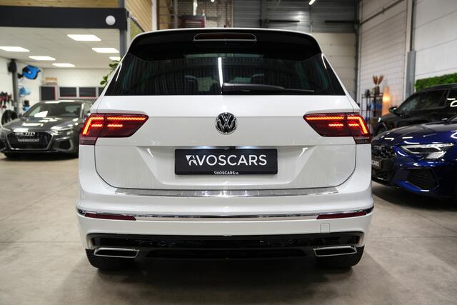 Volkswagen TIGUAN 2.0 TSI 4Motion 220PK 3x R-Line * Pano - Dynaudio - Leder - Virtual - 20" - Sfeer - ACC - Blind Spot - App *