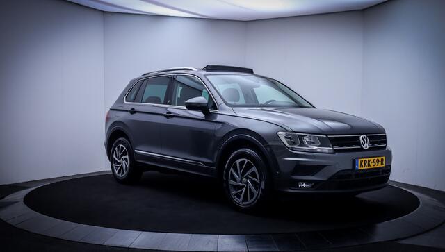 Volkswagen TIGUAN 2.0 TSI DSG 4Motion SOUND PANO | CAMERA | VIRTUAL | CARPLAY | ELEK TREKHAAK | STOELVERW | ACC | LMV