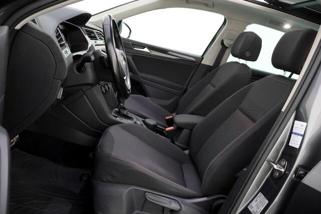 Volkswagen TIGUAN 2.0 TSI DSG 4Motion SOUND PANO | CAMERA | VIRTUAL | CARPLAY | ELEK TREKHAAK | STOELVERW | ACC | LMV