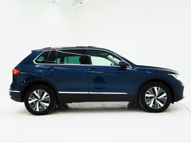 Volkswagen TIGUAN 1.4 TSI eHybrid Elegance | Panoramadak | Trekhaak | Dodehoek | Adaptive Cruise | Virtual | Matrix | Carplay