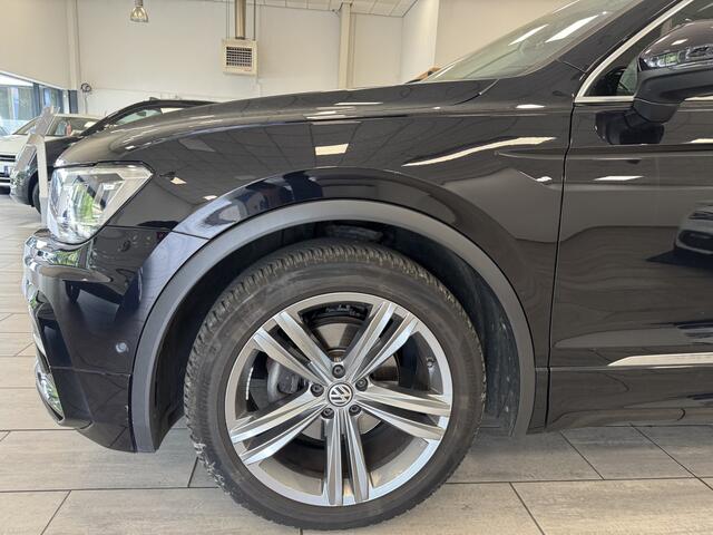 Volkswagen TIGUAN 1.5 TSI ACT R-LINE / 1e EIG / PANO / FULL LED /
