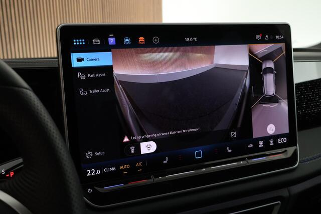 Volkswagen TIGUAN 1.5 204pk eHybrid R-Line Edition Black Style Panoramadak Trekhaak 360Camera IQ.Light Stoel+Stuurverw. HUD
