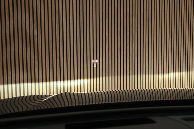 Volkswagen TIGUAN 1.5 204pk eHybrid R-Line Edition Black Style Panoramadak Trekhaak 360Camera IQ.Light Stoel+Stuurverw. HUD