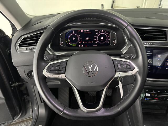 Volkswagen TIGUAN 1.4 TSI eHybrid R-Line Business+ | CARPLAY | TREKHAAK | SCHUIF-KANTEL DAK |
