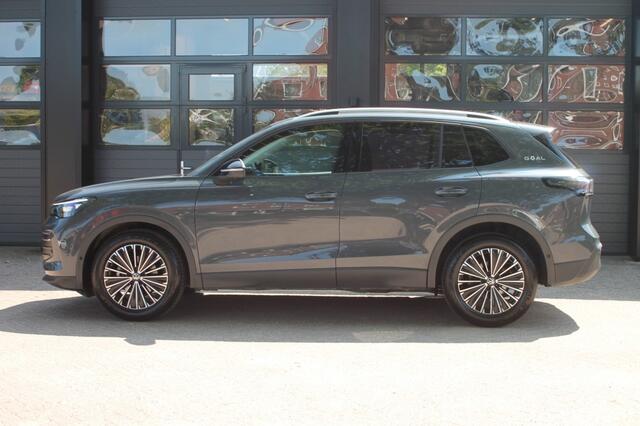 Volkswagen TIGUAN 1.5 EHYBRID Goal uitvoering 360 Camera / Trekhaak origineel / Digitale tellers