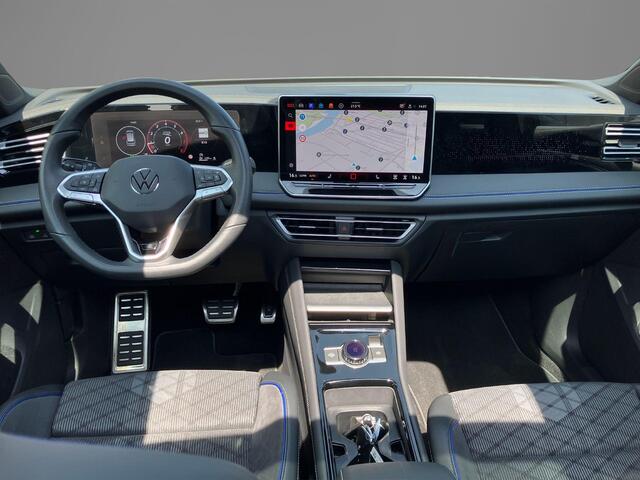 Volkswagen TIGUAN 1.5eTSI/150PK R-Line · Panoramadak · Trekhaak · 360°Camera + Parkeersensoren · Garantie t/m 06-01-2030 of 100000km.