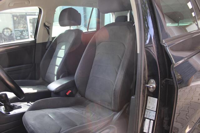 Volkswagen TIGUAN 1.5 TSI ACT R-Line | LED | Trekhaak | Virtual | Camera