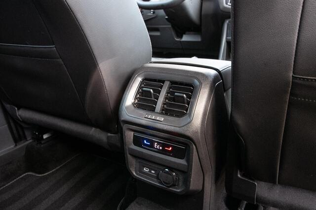 Volkswagen TIGUAN 1.4 TSI eHybrid R-Line Business+ - Trekhaak | Winter pack | HUD | Dode hoeksens. | Ad. Cruise | IQ LED