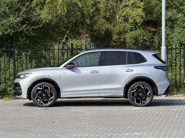 Volkswagen TIGUAN 1.5 eHybrid R-Line | Leer | H&K | Trekhaak | HUD
