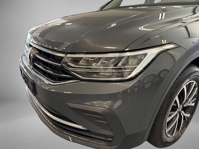 Volkswagen TIGUAN 1.4 TSI 245pk DSG Life Business · Camera · Inklap. Trekhaak · Stuur- & Stoelverwarming · Massagefunctie Bestuurder · Apple/Android Car Play ·