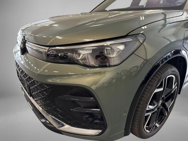 Volkswagen TIGUAN 1.5 eHybrid 272pk DSG R-Line Edition · Panoramadak · 360 Camera · Harman Kardon Audio · Inklap. Trekhaak · Matrix LED · Head-Up Display · Keyless · Garantie t/m 19-11-2030 of 100.000km