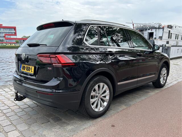 Volkswagen TIGUAN 1.4 TSI ACT Connected Series airco/ecc navi/camera keurige auto
