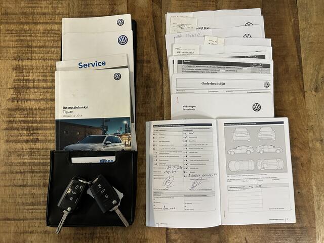 Volkswagen TIGUAN 1.4 TSI ACT Connected Series airco/ecc navi/camera keurige auto