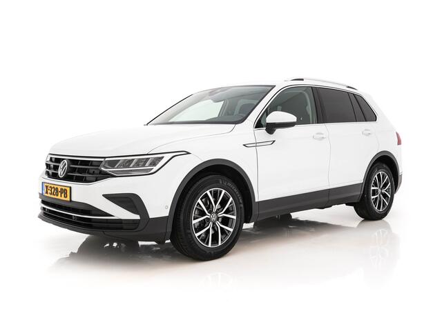 Volkswagen TIGUAN 1.5 TSI Life Business Mild-Hybrid (INCL-BTW) Aut. *FULL-LED | ERGONOMIC-SPORTSEATS | KEYLESS | DAB | CARPLAY | ADAPTIVE-CRUISE | PRIVACY-GLASS | NAVI-FULLMAP | DIGI-COCKPIT | SHIFTPADDLES | ECC | HEATED-SEATS | PDC | TOWBAR |