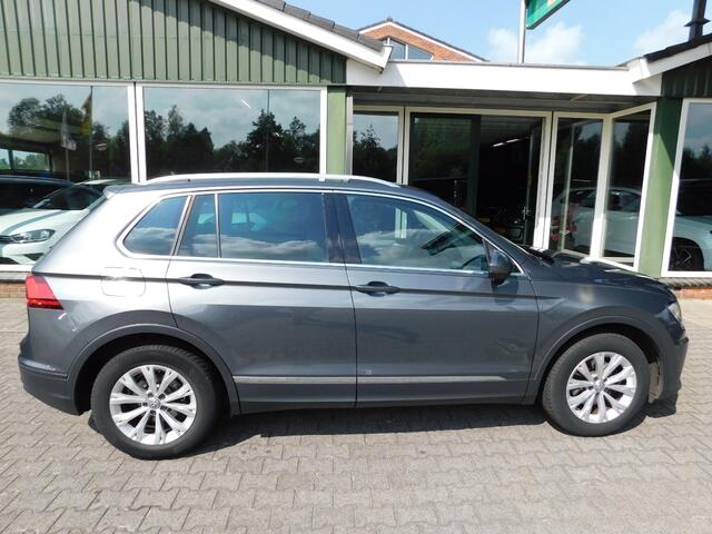 Volkswagen TIGUAN 1.5TSI 130PK COMF.LINE! All-in Prijs! NL-Auto! Tre