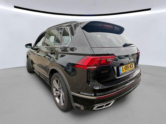 Volkswagen TIGUAN 1.5 TSI R-Line / AUTOMAAT/ PANO/ ACC/ PARK.SENSOREN V+A/ CAMERA/ CRUISE/ DIGITAL DASH/ NAVI/ DAB/ CLIMA/ LED/ 19'' LMV