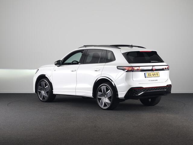 Volkswagen TIGUAN 1.5 eHybrid R-Line Edition 204PK | Automaat (DSG) | Black Style | Panoramadak | 20 Inch