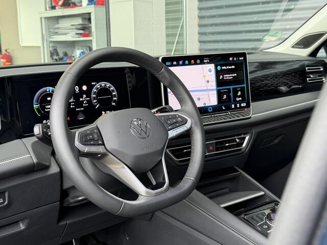 Volkswagen TIGUAN 1.5 TSI eHybrid 150 kW Elegance | Harman/Kardon | Massage stoelen | Trekhaak | Panoramadak | IQ Matrix led | Apple Carplay/Android Auto | 360 camera |