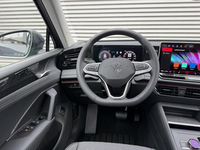 Volkswagen TIGUAN 1.5 eHybrid |Pano|Trekhaak|ACC|