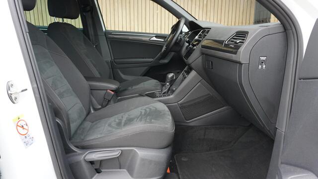 Volkswagen TIGUAN 1.5 150pk TSI ACT R-line Keyless Virtual Trekhaak Led 19 inch LM *NL auto* Adap Cruise Stoelverw *93102km*