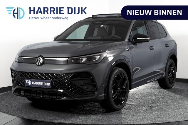 Volkswagen TIGUAN 1.5 eHybrid R-Line Edition 272 PK | Black Style | 15 inch Navi | Elek. Trekhaak | IQ Light | S/K-Panodak | Dig. Cockpit | Adapt. Cruise | Stoel-+Stuurverw. | 360 Camera | NAV + App. Connect | ECC | Elek. Klep | LM 20" | 4535