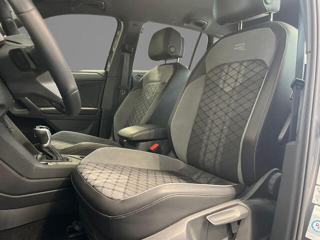 Volkswagen TIGUAN 1.4 TSI 245pk DSG eHybrid R-Line Business · Apple/Android Car Play · Wegklapbare Trekhaak · Alarm · Dodehoek Detectie · Stoel-& Stuurverwarming · 19'' Inch ·