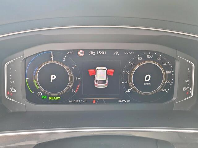Volkswagen TIGUAN 1.4 TSI eHybrid R-Line Business+