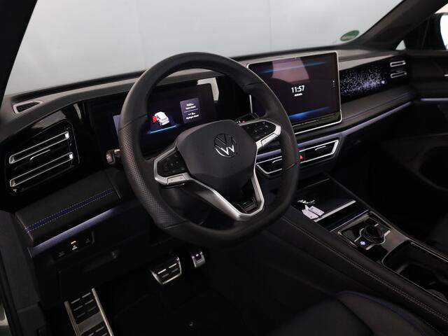 Volkswagen TIGUAN 1.5 eHybrid R-Line Edition 272 pk Automaat (DSG) | Verlengde garantie | Navigatie | Panoramadak | Trekhaak (wegklapbaar) | Achteruitrijcamera | Lederen bekleding | Stoelverwarming/ventilatie | R-Line |