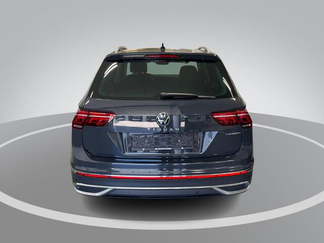 Volkswagen TIGUAN 1.4 TSI eHybrid 245pk DSG Life Business · 360 Camera · Inklap. Trekhaak · Keyless · Stuur- & Stoelverwarming · Elek. Achterklep · Dodehoeksensor ·