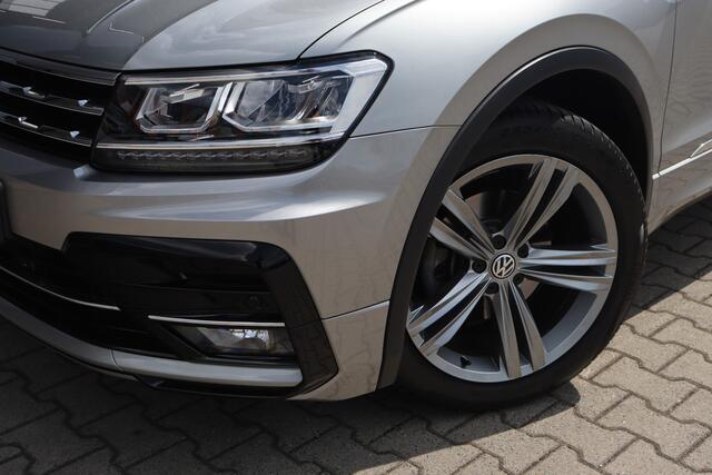 Volkswagen TIGUAN 1.4 TSI R-Line | Pano | Trekhaak | Winter Pakket |