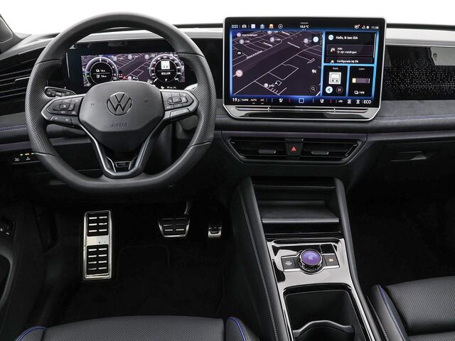 Volkswagen TIGUAN R-Line Edition 1.5 eHybrid 204 PK 6 versn. DSG · Black Style Pakket · Panoramaschuif-kanteldak · Comfort Pakket Plus · Interieur Style Pakket · Prijs is inclusief inruilpremie ·